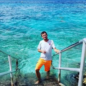 Meet your Posher, Michael